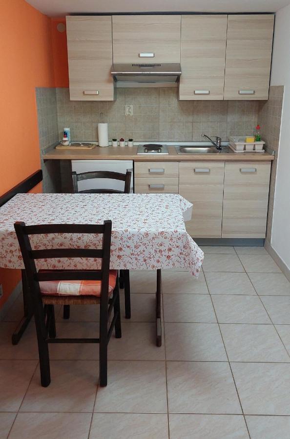 PUY Apartment Drenovica מראה חיצוני תמונה